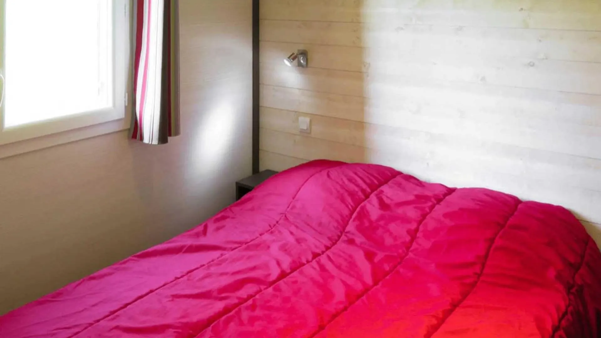 Chalet 3 Etoiles - Piscine - Eebbie Cazals